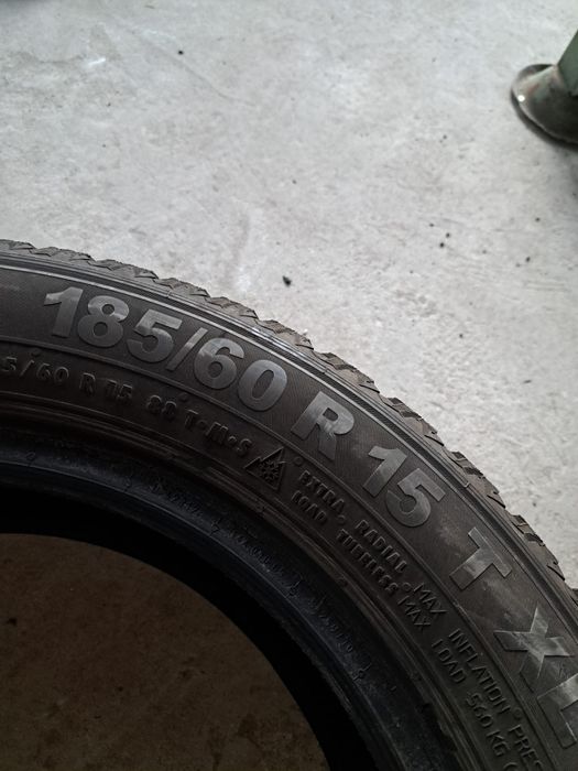2 anvelope iarnă 185 60 r15 Semperit