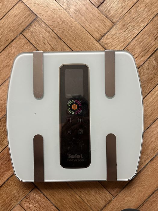 Cântar greutate corporală