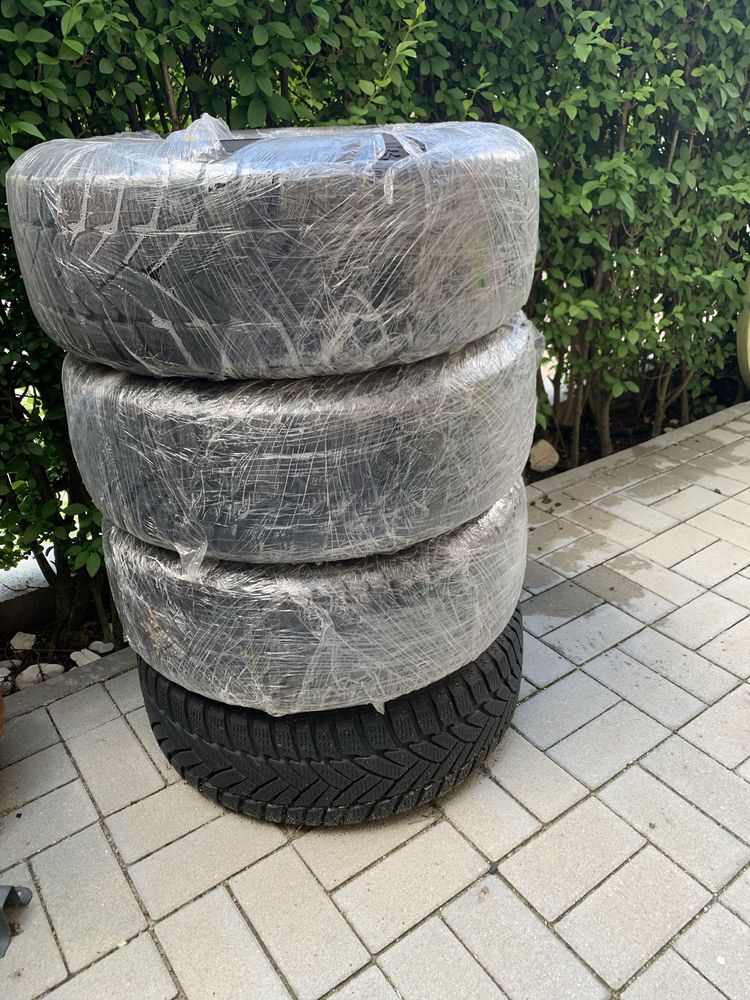 Оригинални Джанти BMW със зимни гуми Dunlop RunFlat 205/55/16 91H