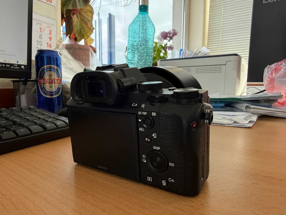 Sony A7 II 20,000 кадъра 4 батерии
