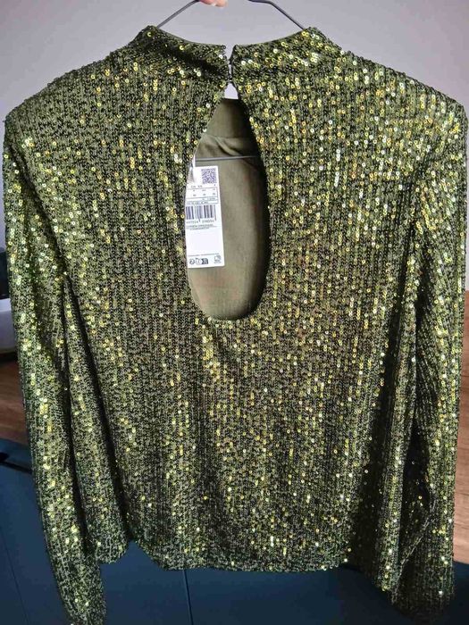 НОВА блуза с пайети MANGO с етикет