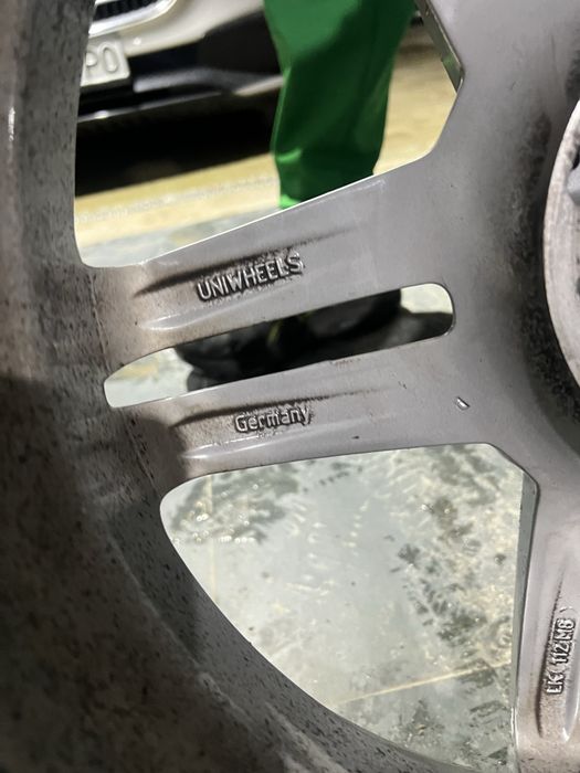 Джанти с гуми за Мерцедес