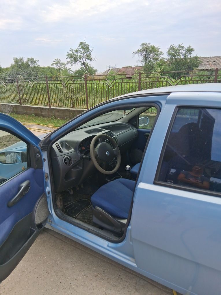 Vând Fiat punto motor 1300