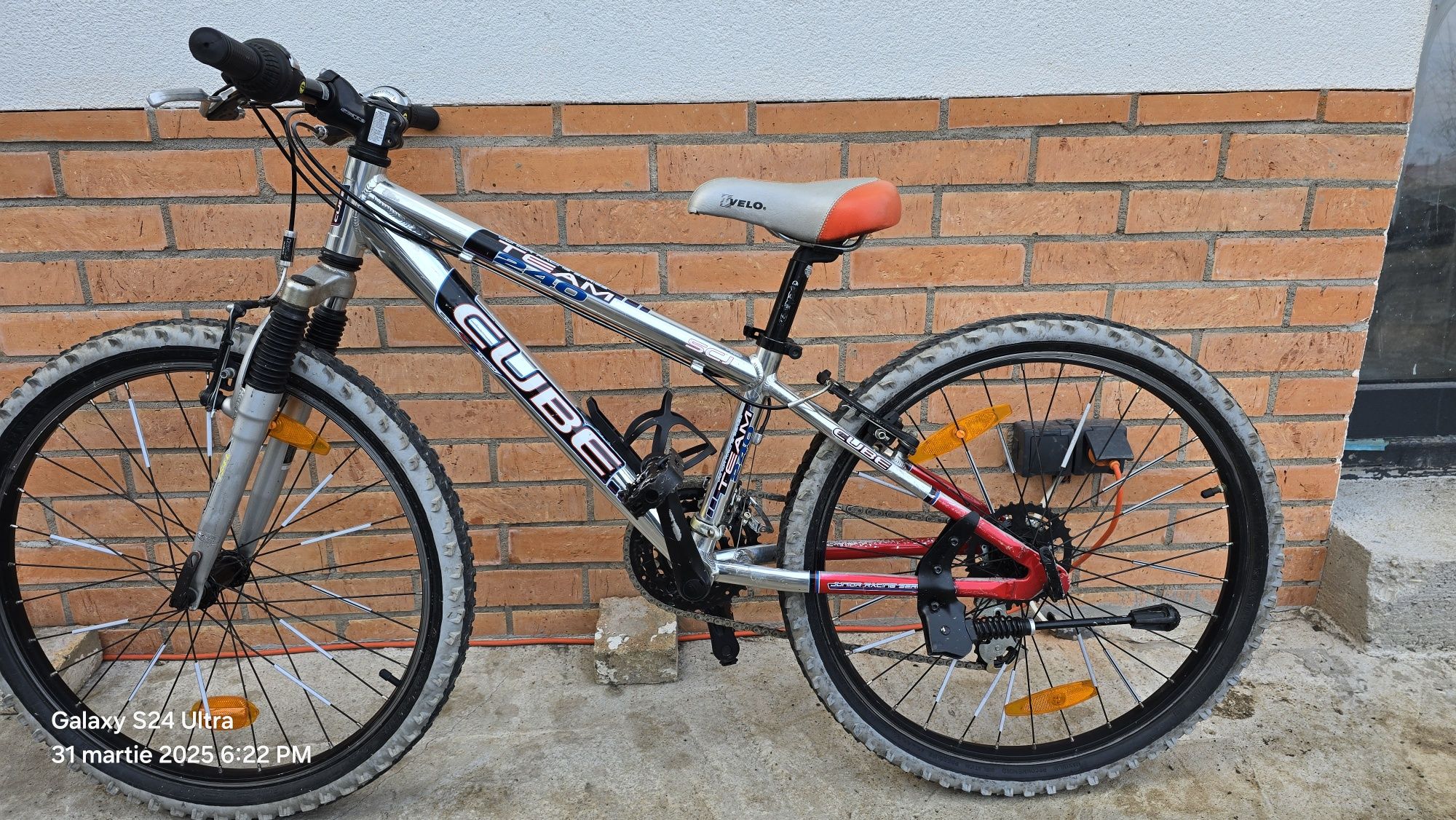 Vând bicicleta copii