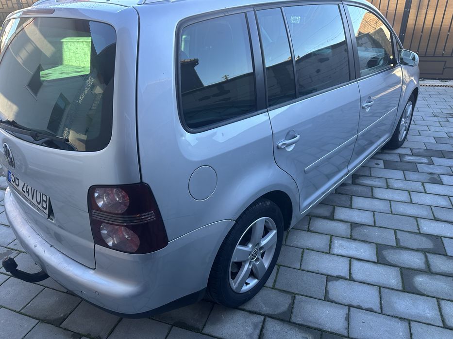 Vand Volkswagen Touran 170cp Automatic