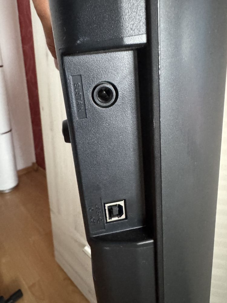Pian Digital YAMAHA Piaggero NP-12  / Midi Controller