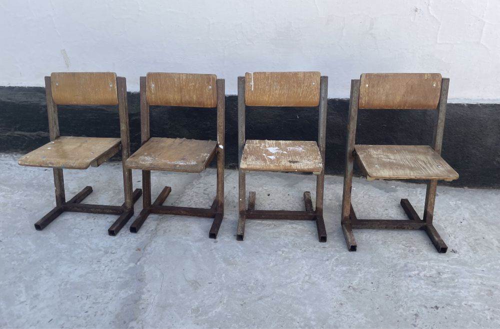 Орындық 4 штук бар