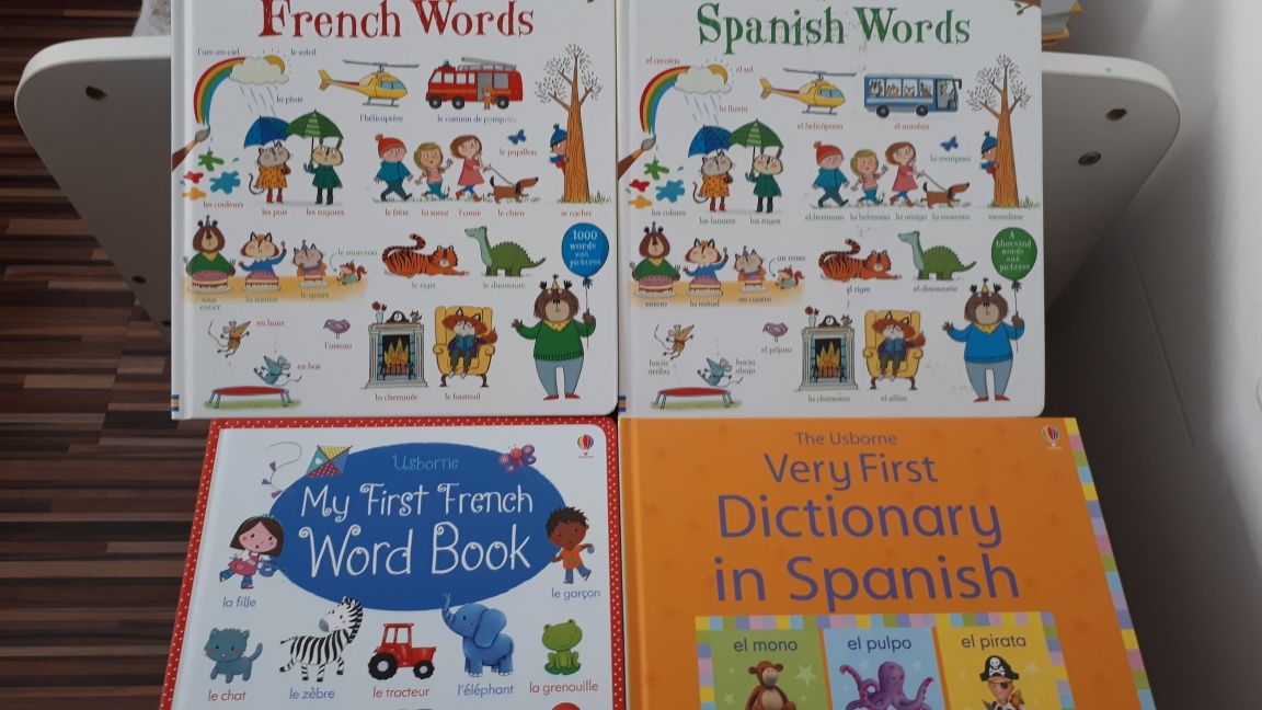 Dictionare, carti pentru copii