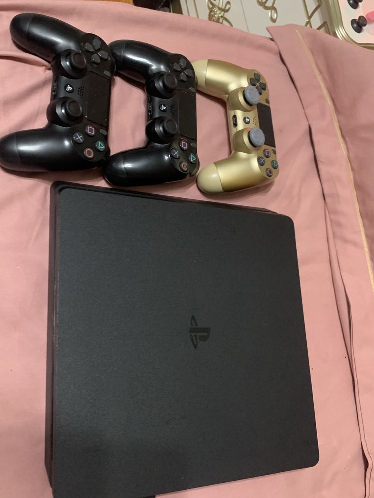 Playstation 4 slim 1tb
