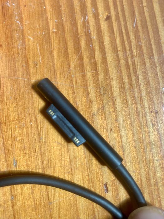 Microsoft Surface Pro X - incarcator model 1732