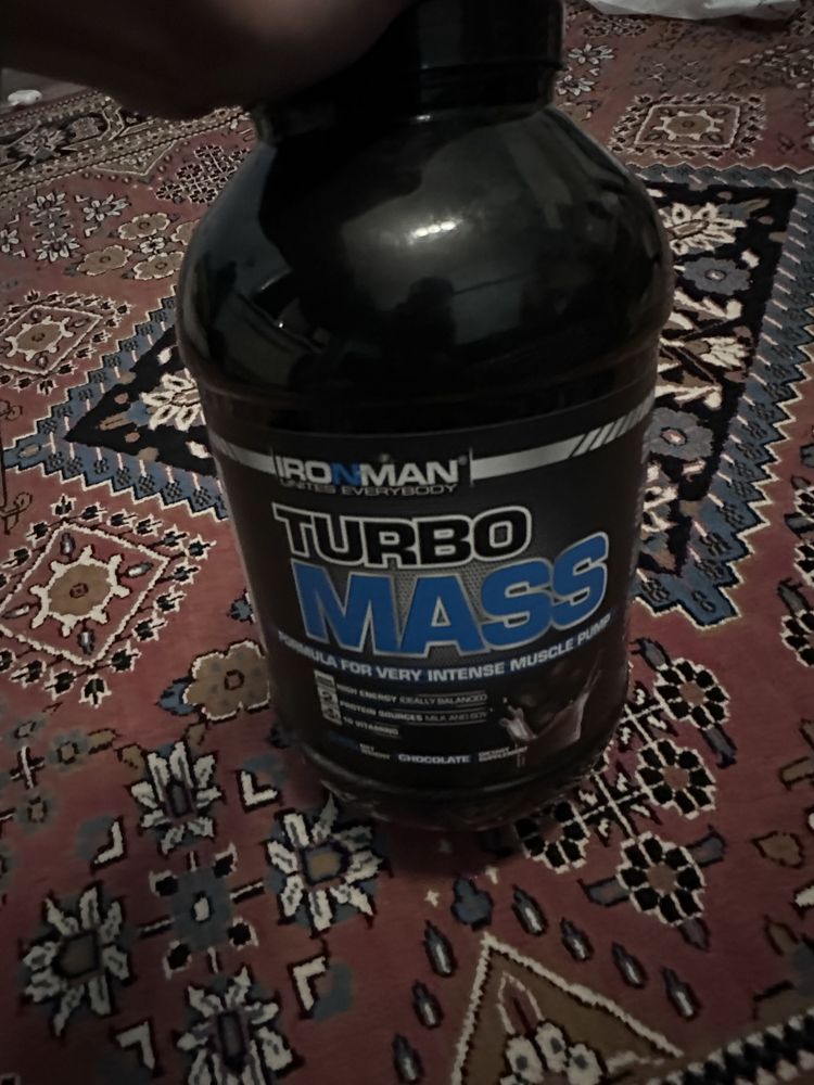 Продаю гейнер Turbo MASS 5 кг