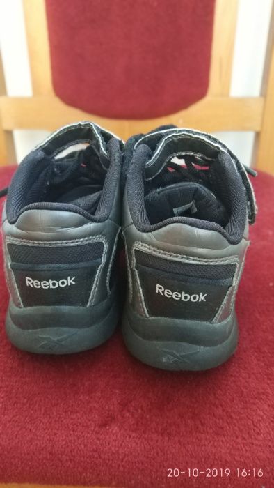 обувки Reebok за момче