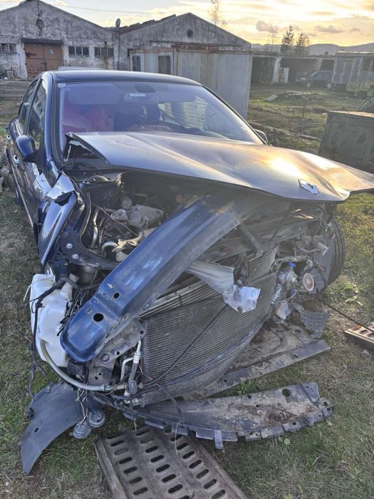 Renault Laguna - Цяла за части