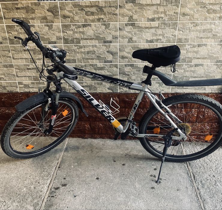 Bicicleta Silver cu semi-sistem Shimano