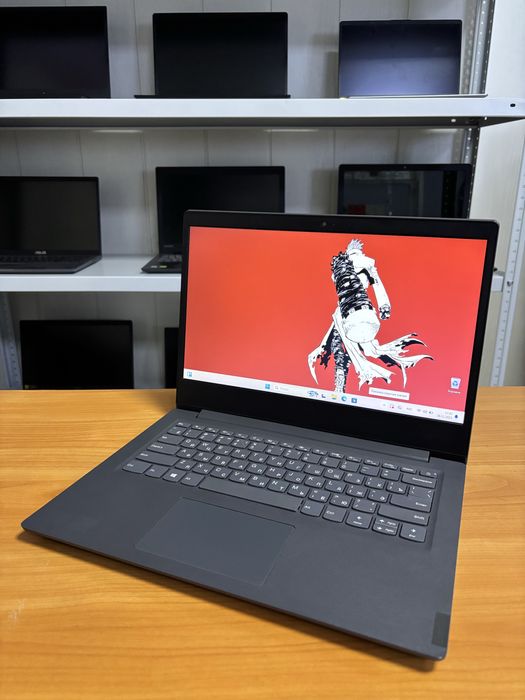 Ноутбук Lenovo V14-ADA