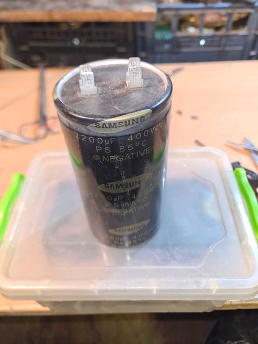 Продавам кондензатор