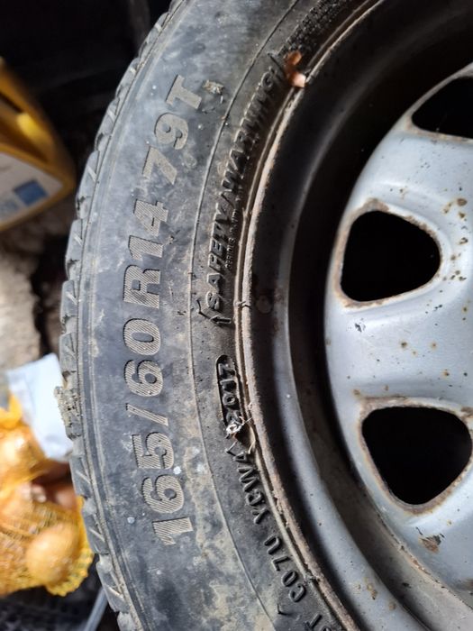 Vand 4 jante tabla cu diametrul 14 inc