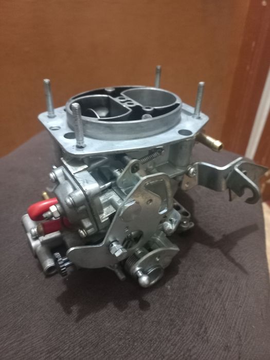 Карбюратор  на  ВАЗ