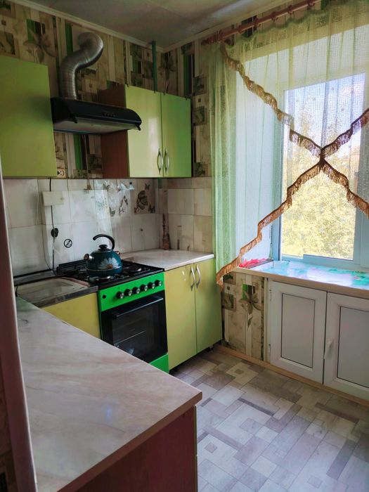 Меняю 3х комнатную на 2-х и 1-но комнатную