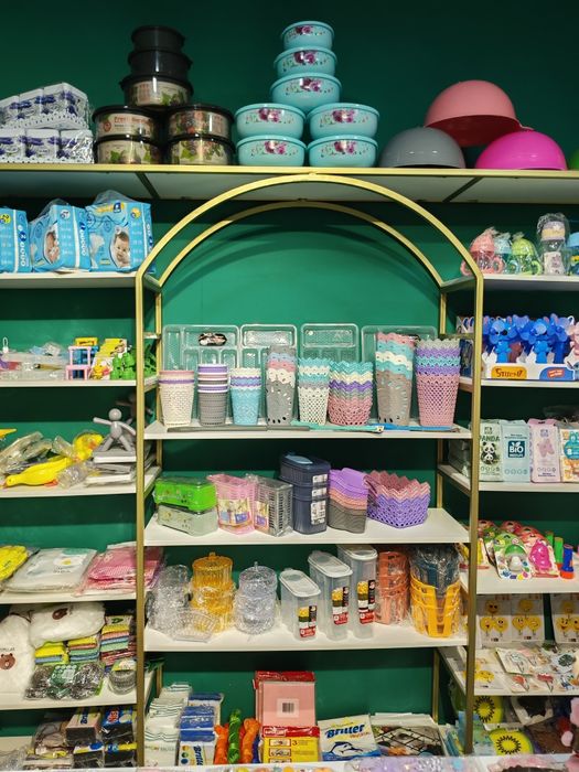 Срочна продам шкаф полки