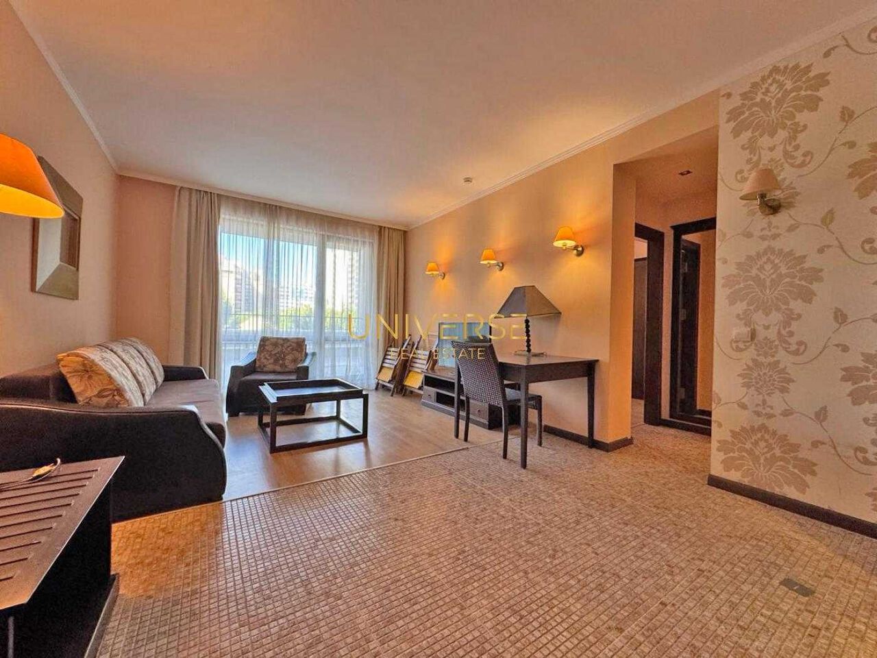 Продава се Двустаен апартамент в к.к. Слънчев бряг - 89 кв.м за 1265 €/кв.м - Снимка #4