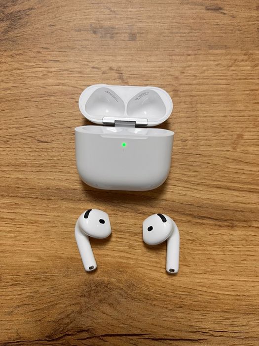 Apple AirPods 4 noi