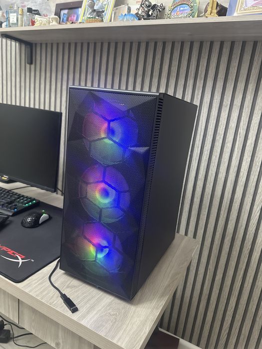 Хороший, мощный, игровой компьютер