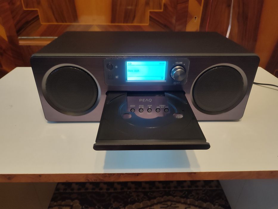 Minisistem cu Bluetooth si internet.
