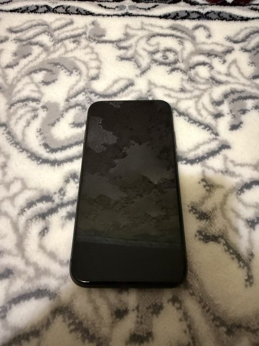 iphone 11 в хорошем состояние договорим ещё