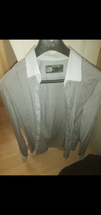 Sacou zara + cămașă 150lei