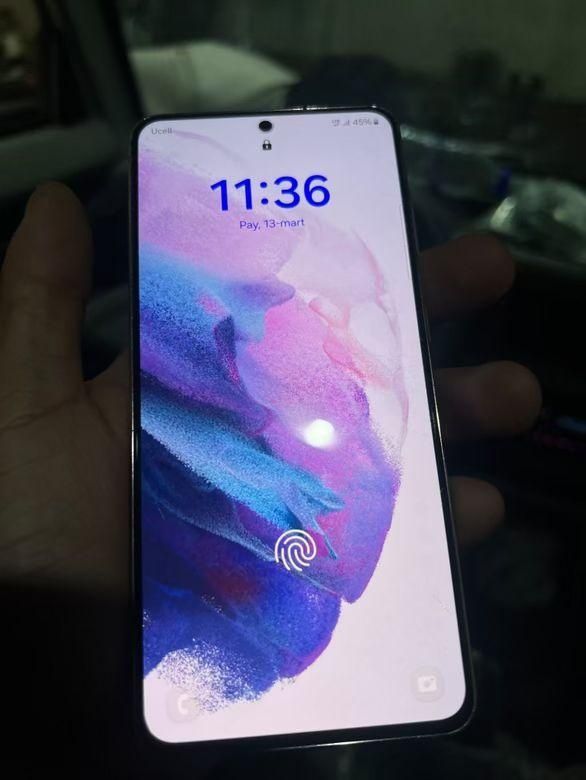 Samsung s21 ideal