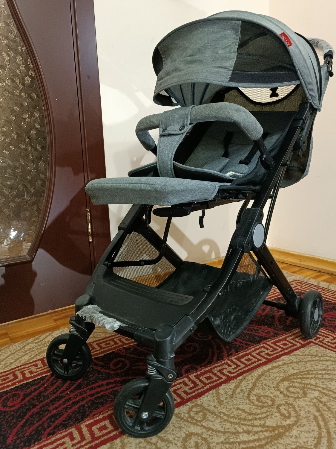 Детская  коляска которая обеспечит комфорт и уют младенцу и родителям