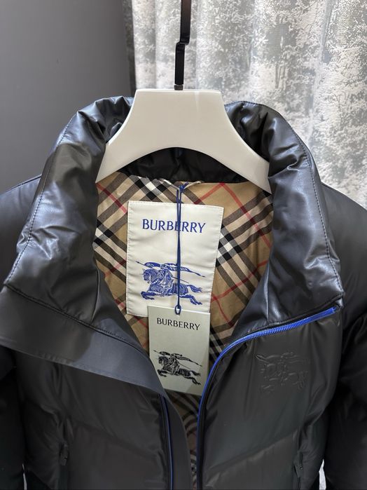 Geaca Burberry , calitate premium , pe comanda , noua , L