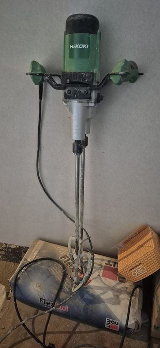 Бъркалка HiKOKI - Hitachi електрическа двушпинделна M27, 1800 W, UM22V