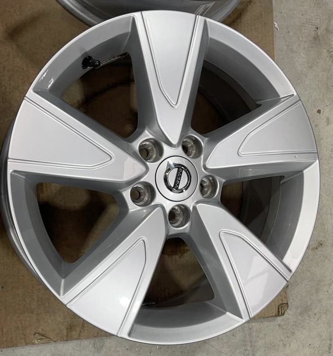 Jante Volvo 17 XC40 impecabile FACTURA