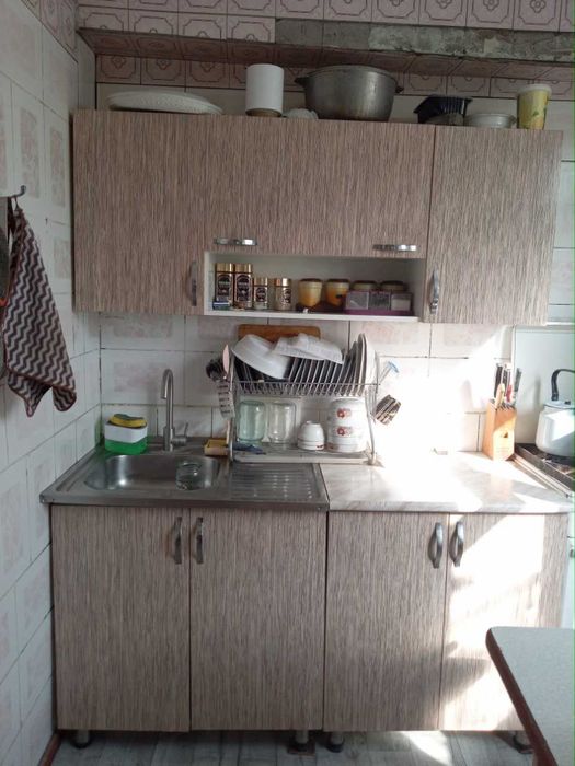 Oshxona mebel sotiladi xolati yaxshi