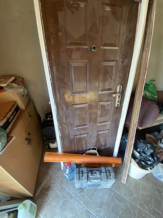 Usa de intrare Apartament