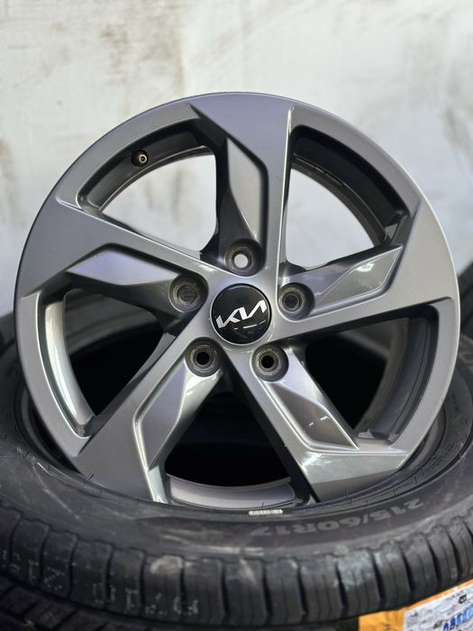 Хюундай Kia зимний комплект  оригинал трейдин есть