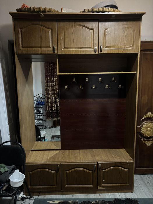 Шкаф для прихожей