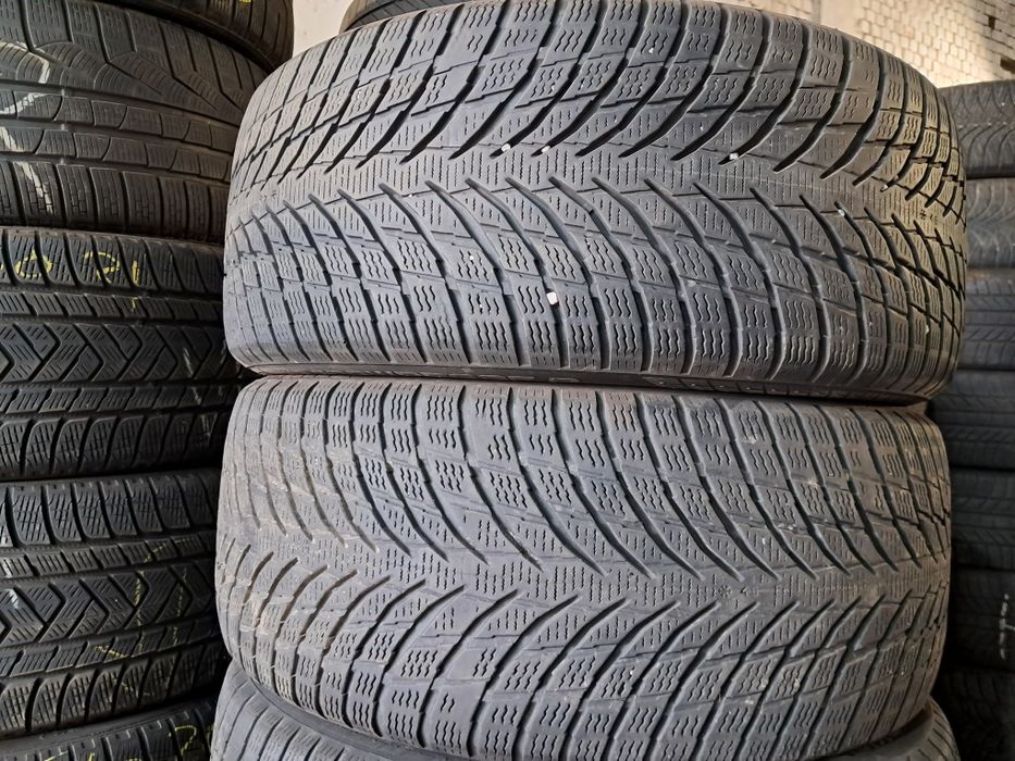 Anvelope second iarna 225 45 R17 Nokian