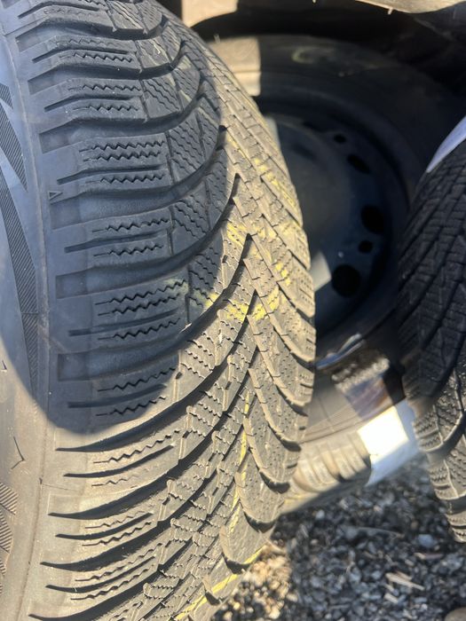 Vandute Jante tabla 5x112 vw cu cauciucuri iarna 195 55 15 dot 22