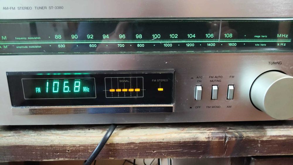 Radiotuner vintage Denon ST-3380
