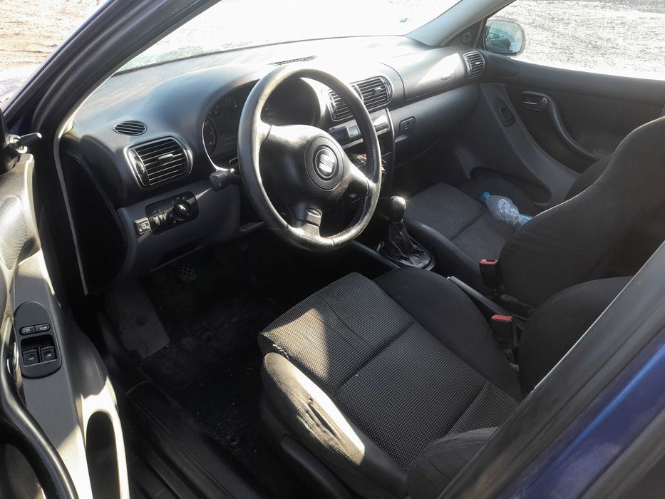 На части! Seat Leon 1.6