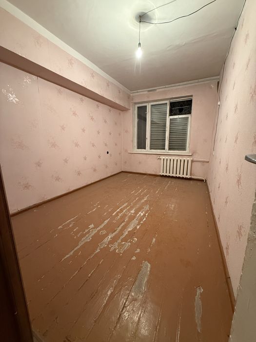 Продается квартира Юнусобад 4. 2 комнатная