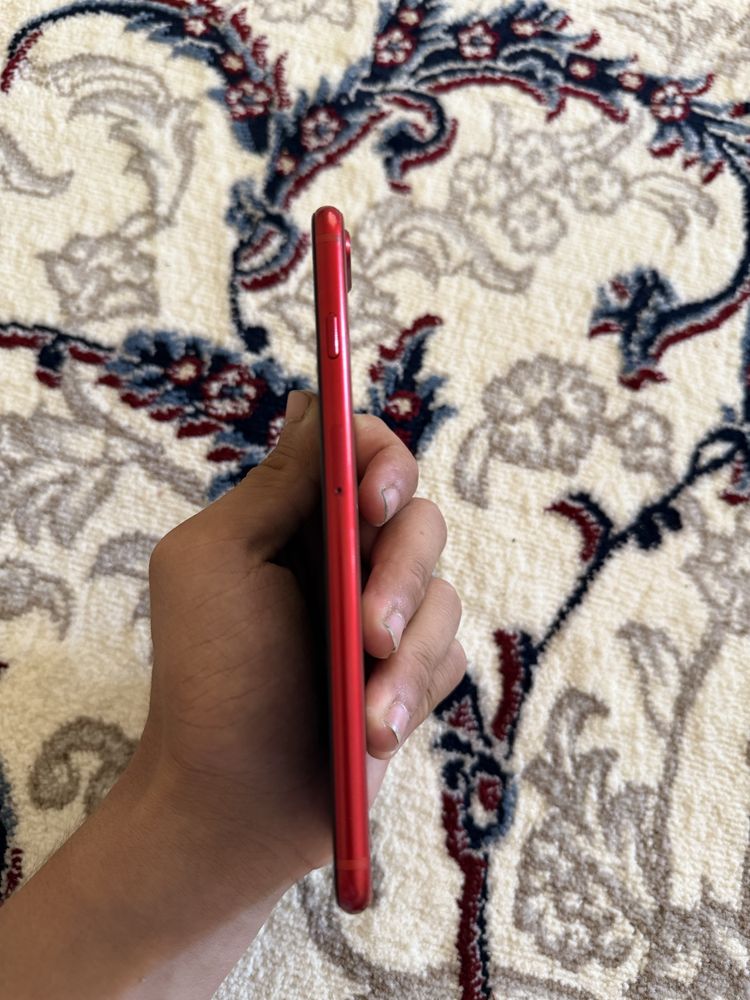Iphone 8 plus sotiladi