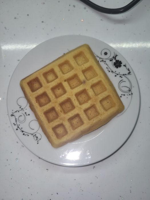 Wafe ,nuci, sandwich... maker 6 in 1