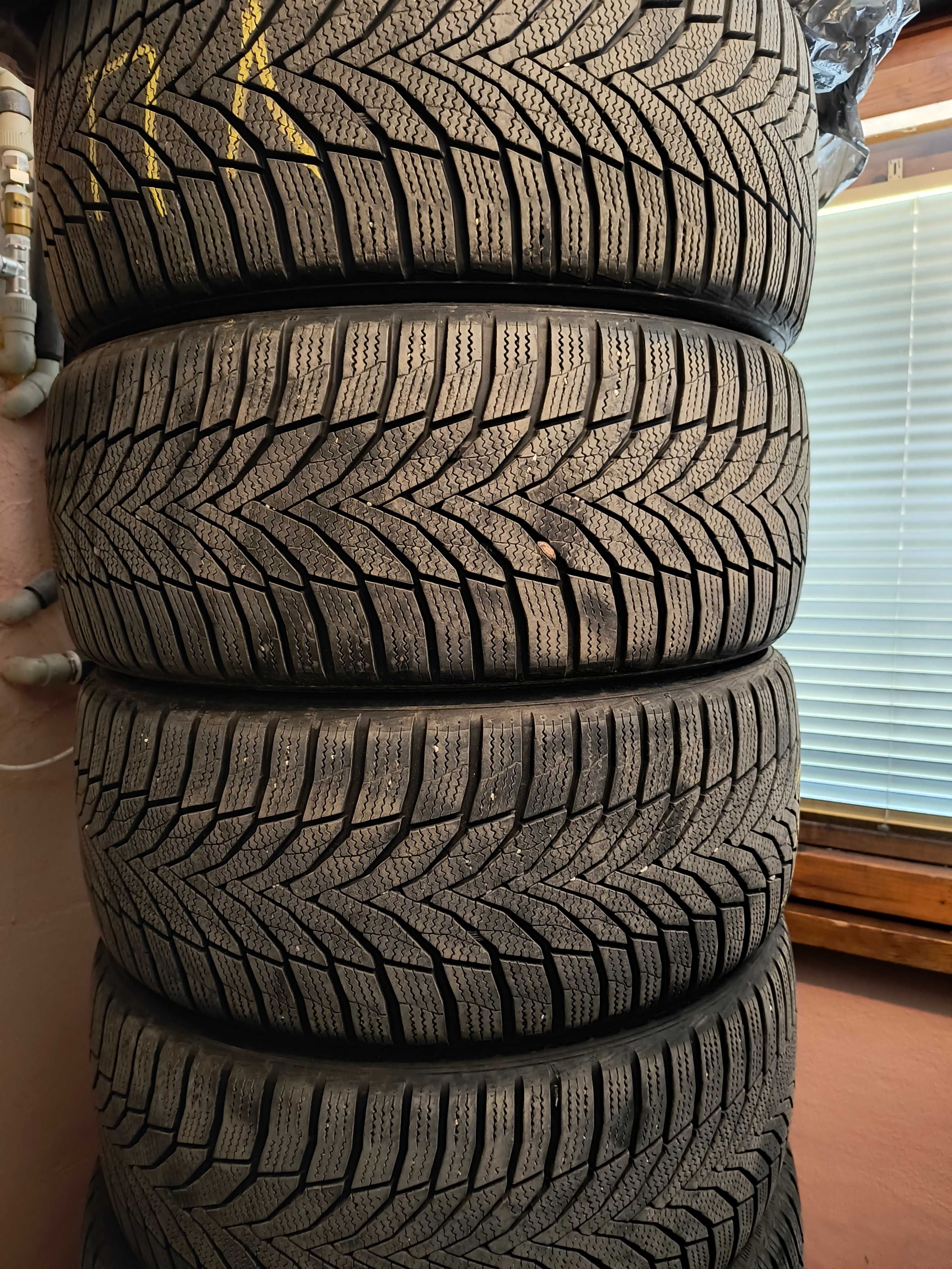 Зимни гуми NEXEN 225/45/17