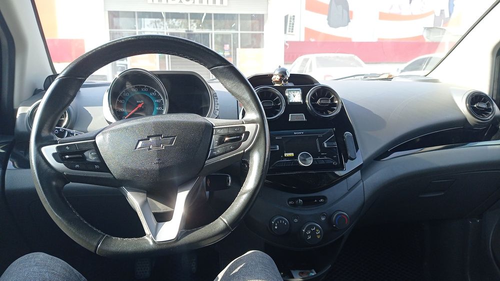 Продам спарк 2023г. механика