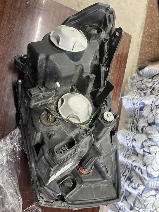 Продам фару