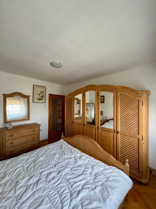 Apartament 4 camere zona Tineretului